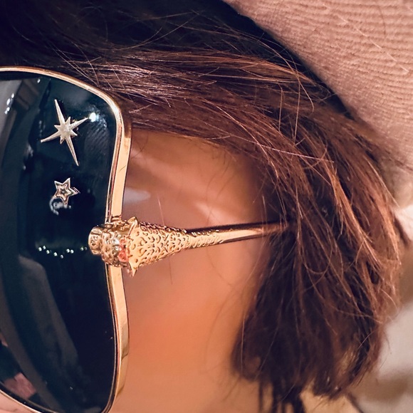Pool Side Pedigree Gold Star-Embellished Luxury Sunglasses